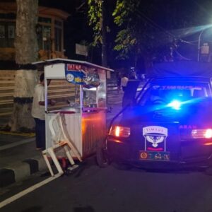 Apel Gabungan dan Patroli TNI-Polri Jaga Kota Mataram Kondusif