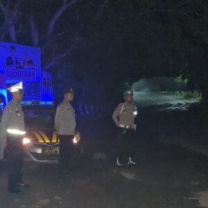 Polsek Kediri Laksanakan Patroli Blue Light untuk Amankan Wilayah Rawan