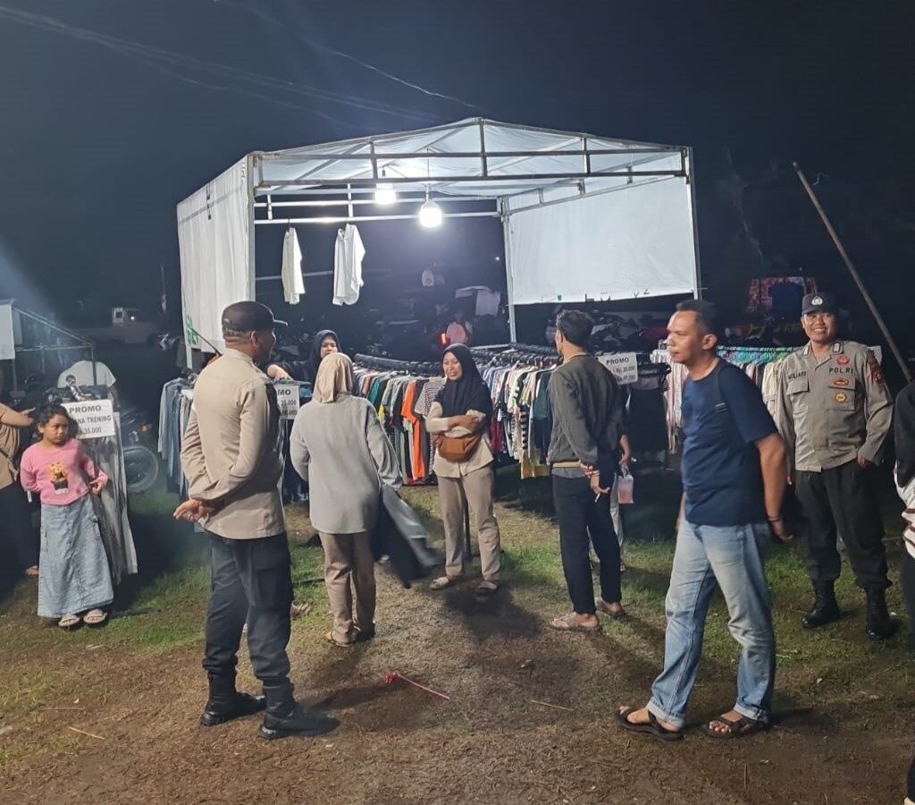 Polisi Jaga Keamanan Pasar Malam Kediri, Mencegah Kriminalitas