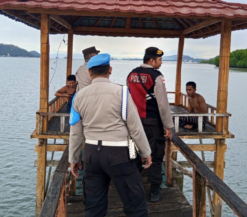 Patroli Polsek Sekotong di Eko Wisata Mangrove: Menjaga Keamanan dan Kenyamanan Wisatawan