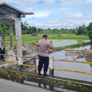 Antisipasi Banjir, Polsek Kediri Gencar Patroli dan Imbau Warga