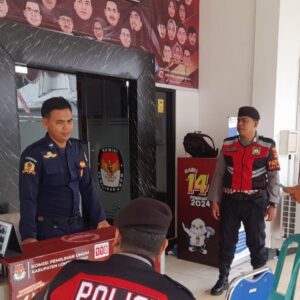 Polres Lombok Barat Lakukan Patroli Keamanan Menjelang Pilkada 2024