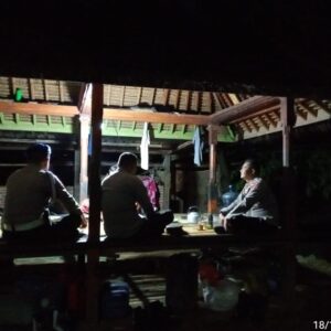 Jaga Kondusifitas, Polsek Lembar Intensifkan Patroli Malam Pasca Pilkada