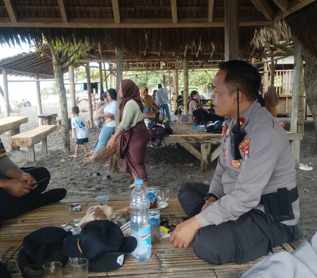 Labuapi Aman! Polisi Sigap Kawal Tahun Baru 2025