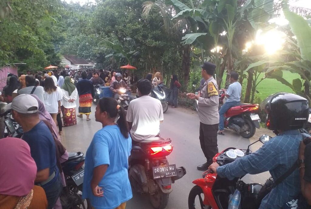 Pengamanan Ketat Polisi Iringi Sukacita Tradisi Nyongkolan di Lembar