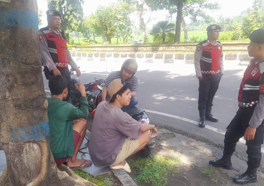 Sinergi Polisi & Masyarakat: Patroli Dialogis Tingkatkan Keamanan di Gerung