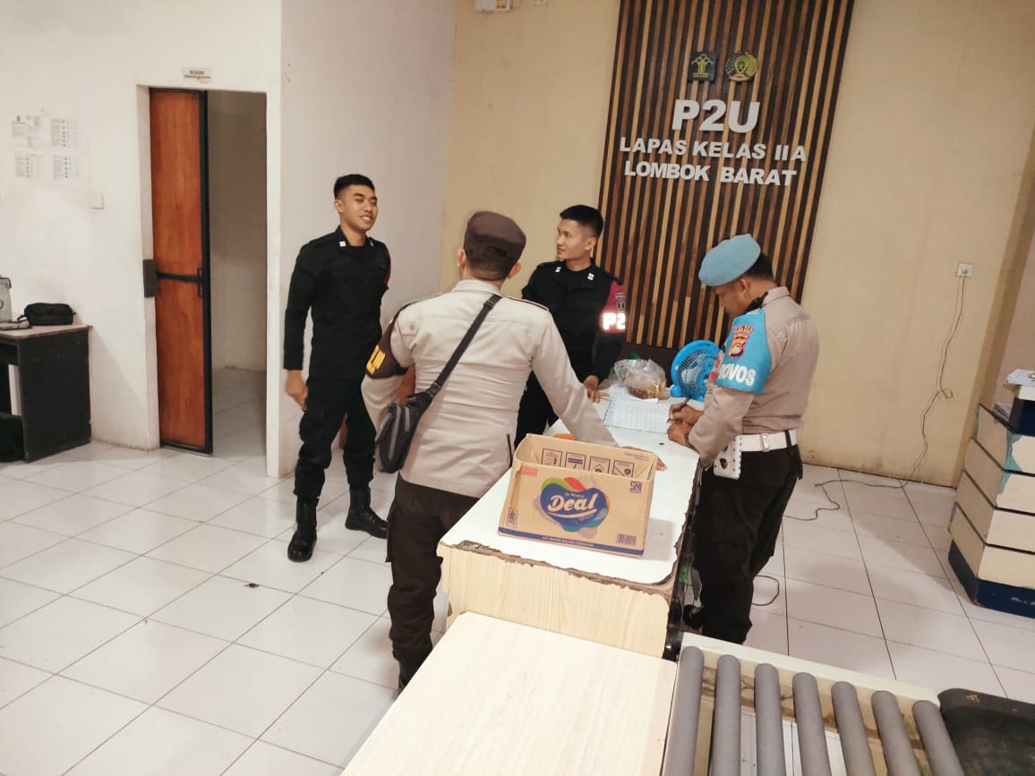 Sinergi Polsek Kuripan dan LAPAS Mataram Jaga Keamanan Lingkungan