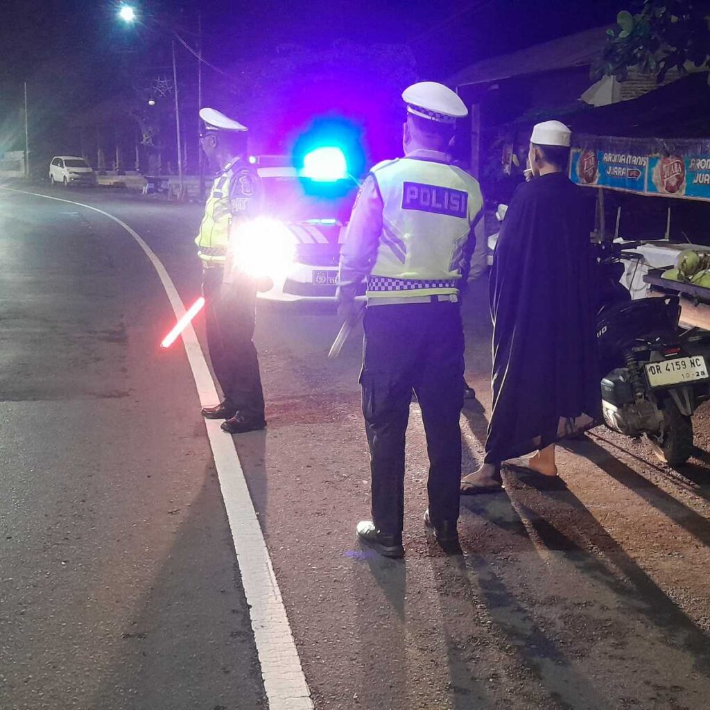 Kabar Baik Lebaran: Keamanan Lombok Barat Diperketat, Patroli Digencarkan!