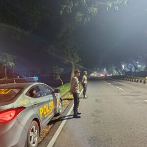 Kegiatan Rutin Polsek Kediri: Meningkatkan Kamtibmas dengan Patroli Malam