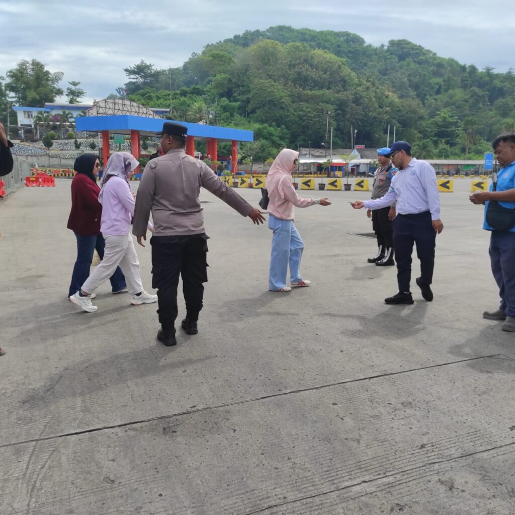 Upaya Preventif Polisi Lembar Jaga Keamanan Penyeberangan