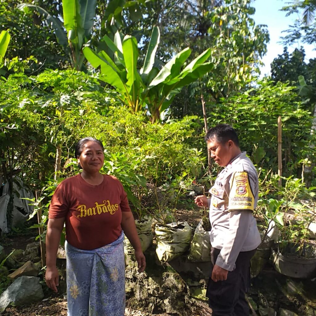 Bhabinkamtibmas Desa Jagaraga Sosialisasikan Program Ketahanan Pangan