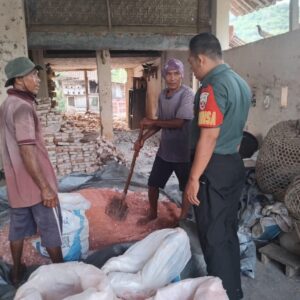 Serka I Nengah Wijaya Dampingi Petani Perkuat Ketahanan Pangan