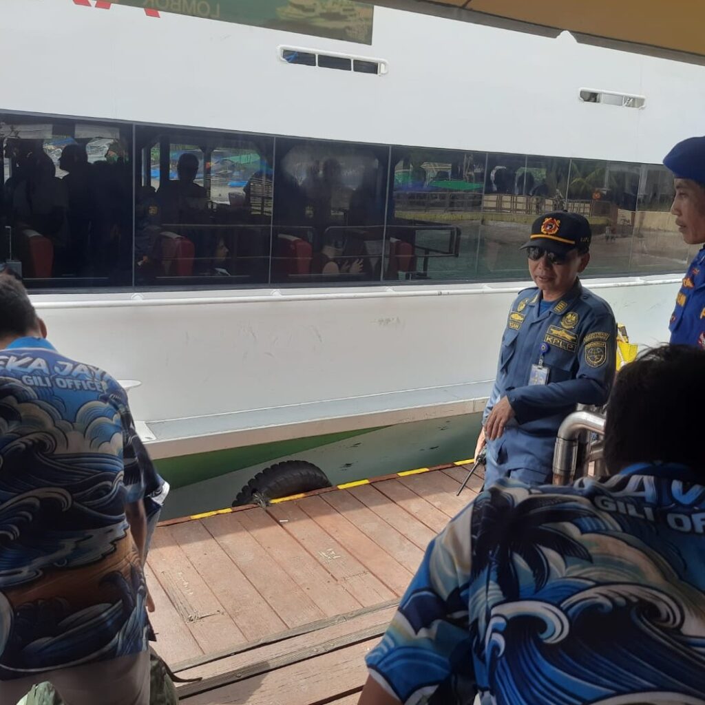 Arus Wisatawan di Senggigi Dijaga Ketat Aparat Gabungan NTB