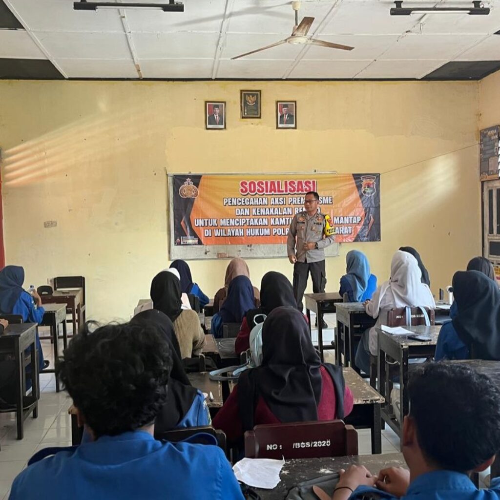 Cegah Kenakalan Remaja, Polres Gelar Penyuluhan di SMK N 2 Kuripan