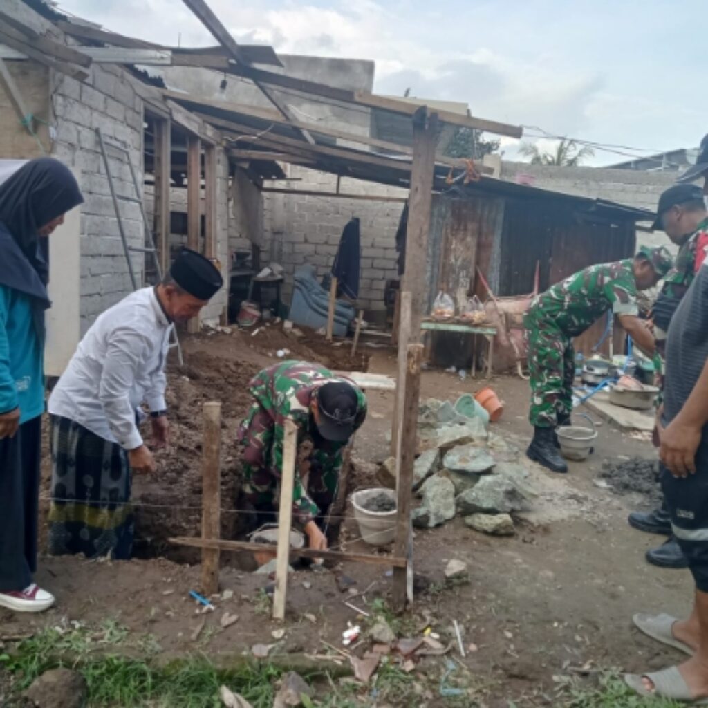Peletakan Batu Pertama Bedah Bale Tak Layak Huni