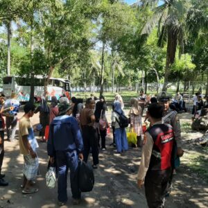 Liburan Aman di Lombok Barat Berkat Patroli Intensif Polsek Sekotong