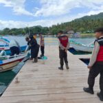 Polisi Aktif Jaga Kamtibmas di Pantai Sekotong, Lombok Barat