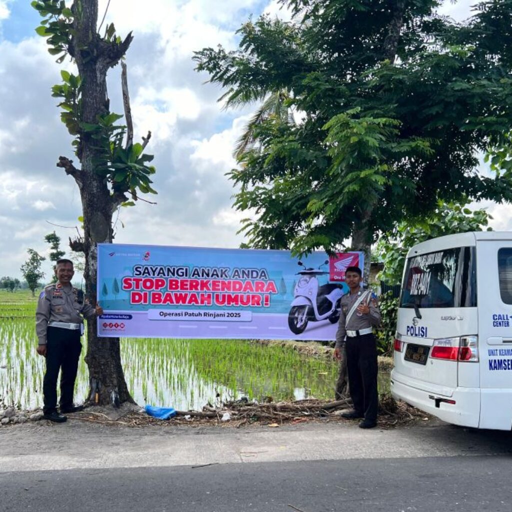 Polres Lombok Barat Gencarkan Imbauan di Gerung: Helm Wajib, Anak Jangan Berkendara!