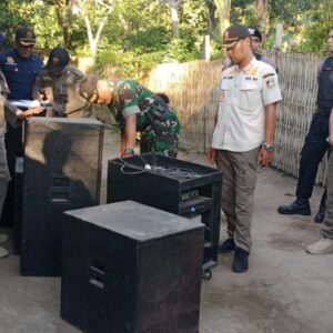TNI-Polri dan Pemda Lombok Barat Tertibkan Hiburan Malam Ilegal