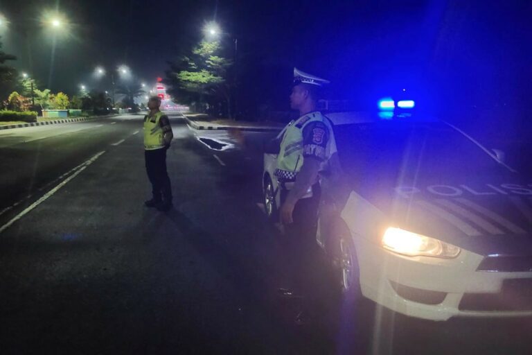 Patroli Malam Polres Lombok Barat Menjaga Ketertiban dan Keamanan di Jalur Utama