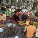 Sinergi TNI-Polri Sukseskan Pameran Keris Tosan Aji di Batulayar Lombok Barat