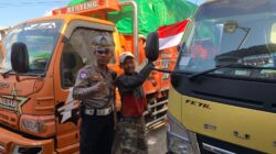 Gerakan Polantas Menyapa di Simpang 5 Koperasi, Satlantas Ajak Warga Kibarkan Merah Putih