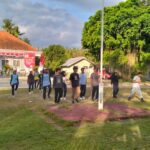 Koramil 1606-07/Gunungsari Latih Paskibra Jelang Hari Kemerdekaan