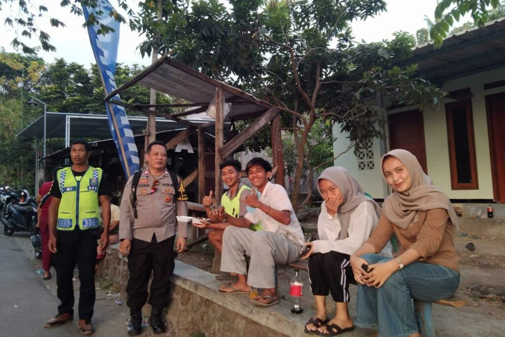 Polsek Batulayar Dorong Warga Batulayar Barat Manfaatkan Lahan Kosong untuk Ketahanan Pangan