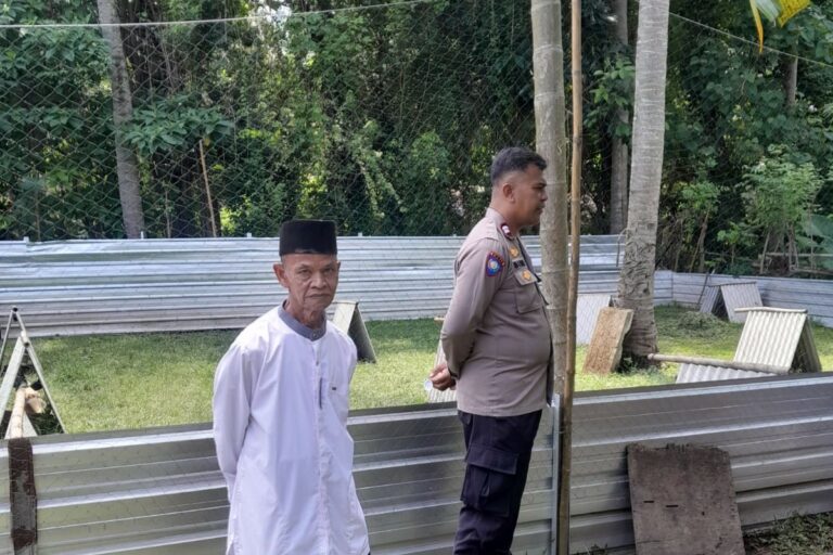 Ketahanan Pangan Desa Senggigi Didukung Inisiatif Bhabinkamtibmas Polsek Batulayar