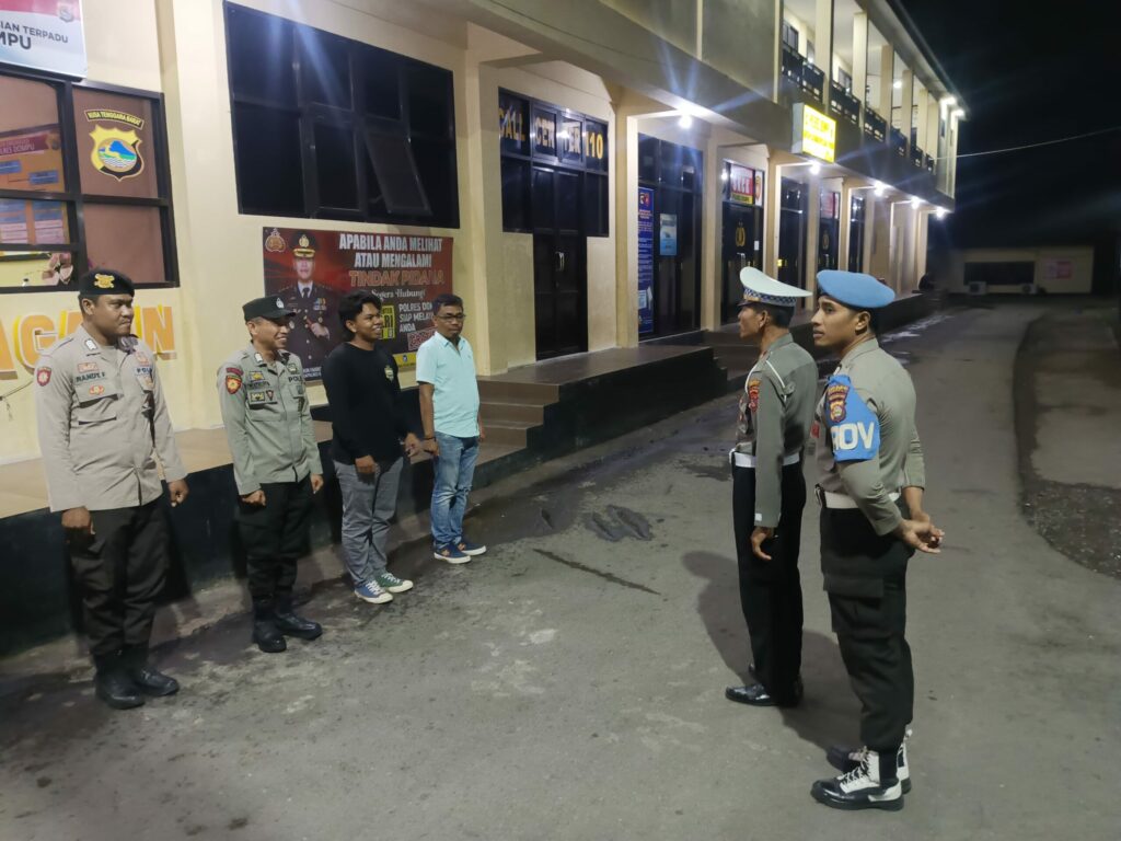 WhatsApp Image 2025-10-10 at 21.20.32