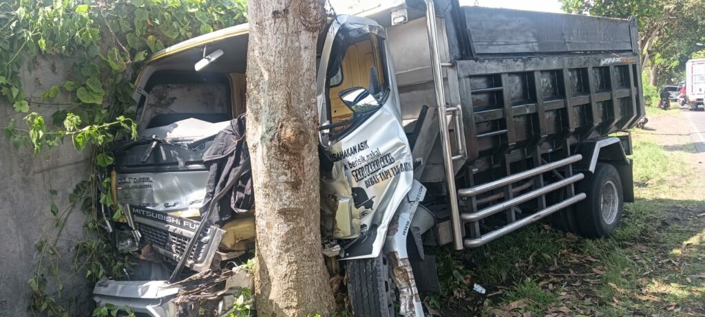 ab53fd57-1bc4-470b-bc89-0195ea6b5696