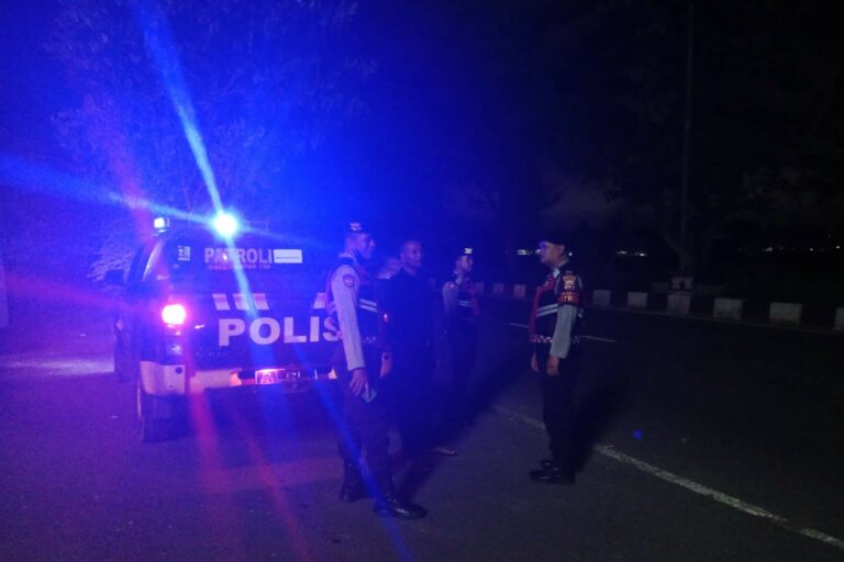 Jamin Keamanan, Polisi Sisir Jalur Rawan Kejahatan di Lombok Barat