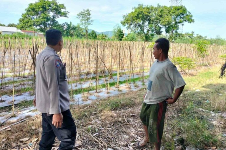 Dukung Program Pangan, Polres Lombok Barat Dorong Warga Bertani Mandiri