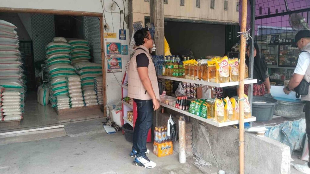 Polres Lombok Barat Sidak Harga Beras di Pasar Gerung