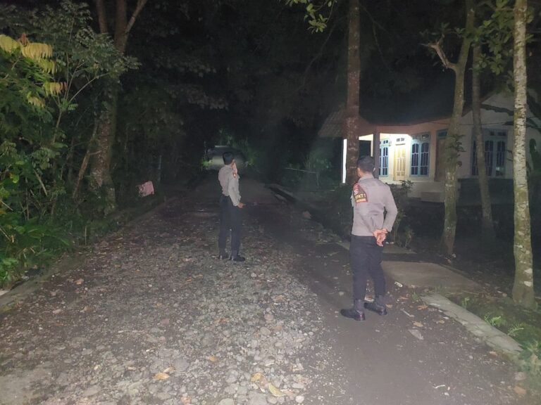 cf212559-5f80-48b3-abfe-1a2f4cf08133