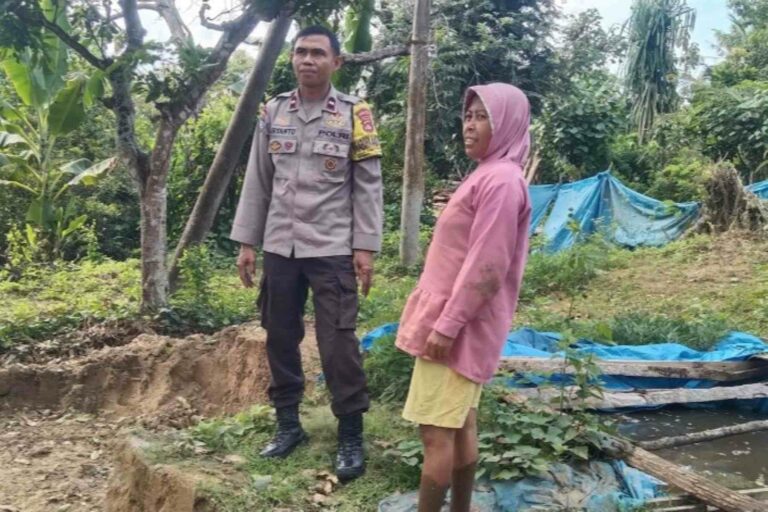 Strategi Polsek Lembar Ciptakan Desa Mandiri Pangan