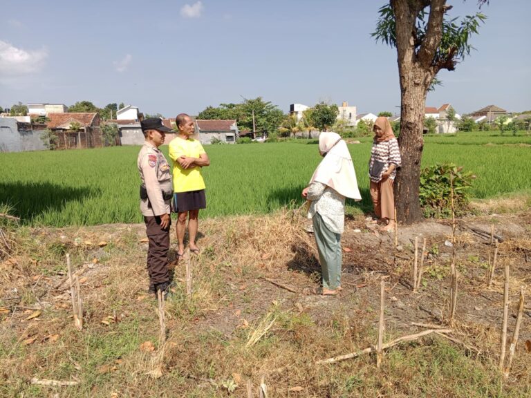 Polri Edukasi Pemanfaatan Lahan Produktif di Lombok Barat
